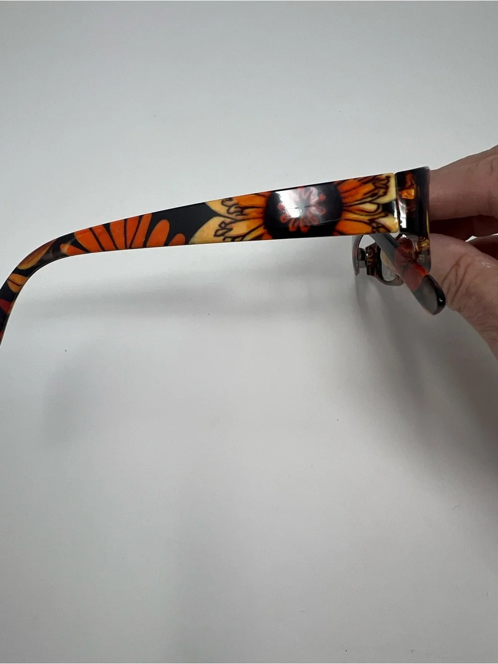 Women’s Set of 4 Printed Reading Glasses-1.75 Strength-NWOT  G5